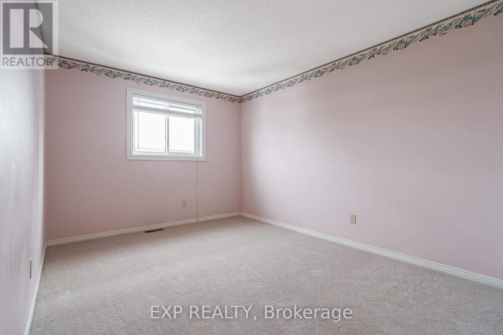 












850 ADENCLIFFE DRIVE

,
Ottawa,




Ontario
K4A2M9

