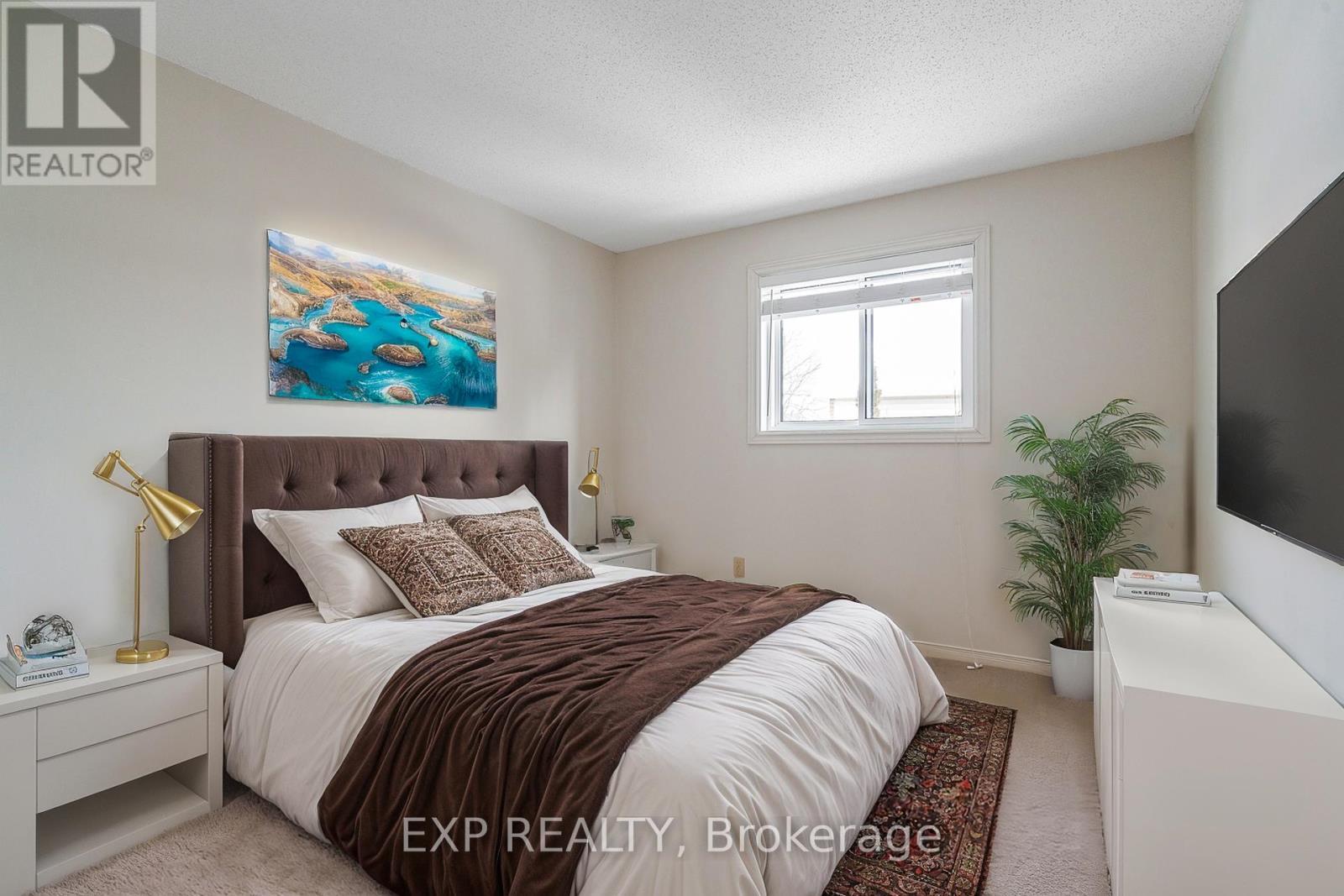 












850 ADENCLIFFE DRIVE

,
Ottawa,




Ontario
K4A2M9

