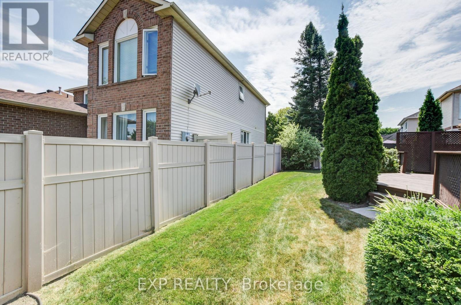 












850 ADENCLIFFE DRIVE

,
Ottawa,




Ontario
K4A2M9

