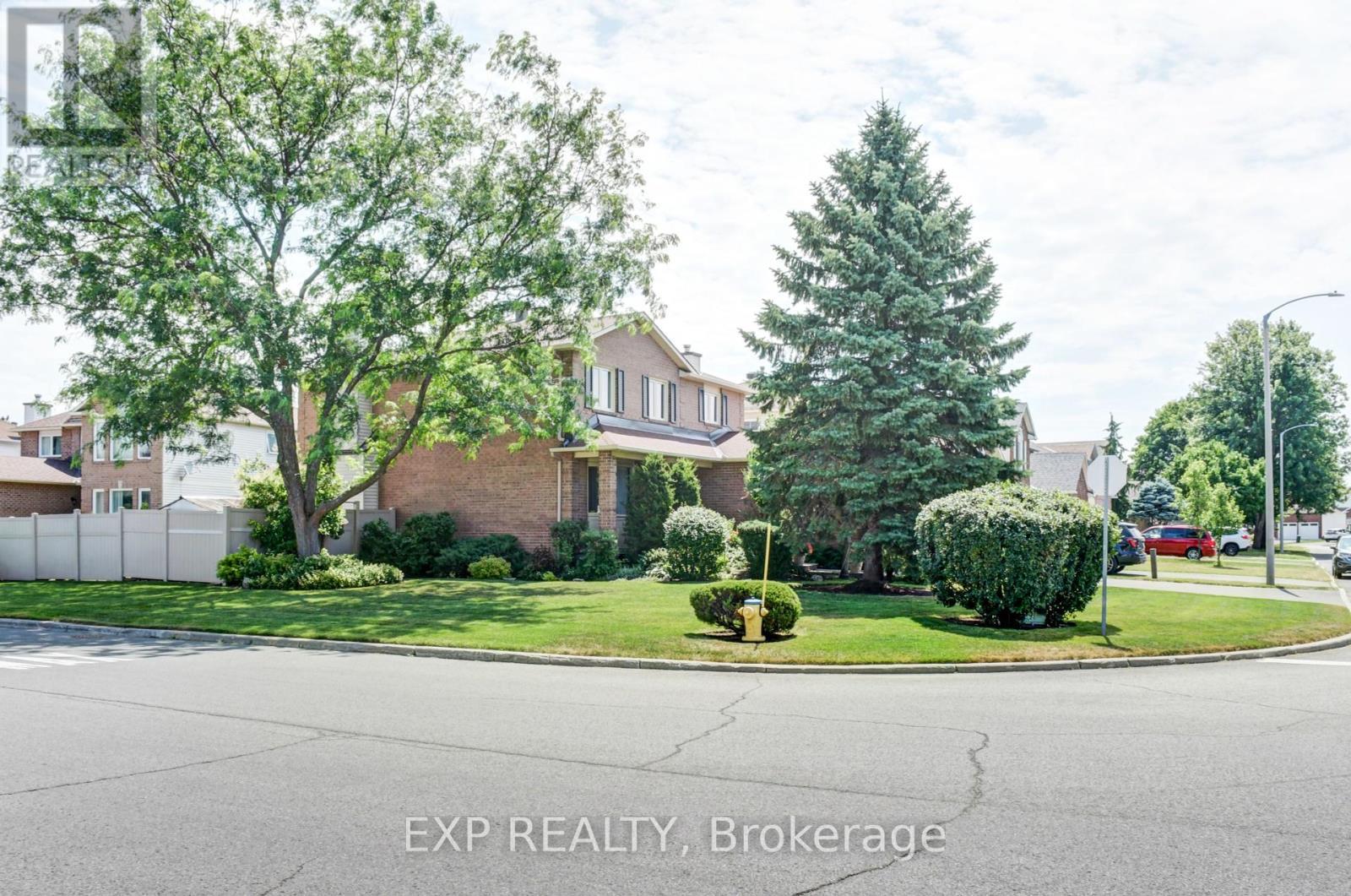 












850 ADENCLIFFE DRIVE

,
Ottawa,




Ontario
K4A2M9

