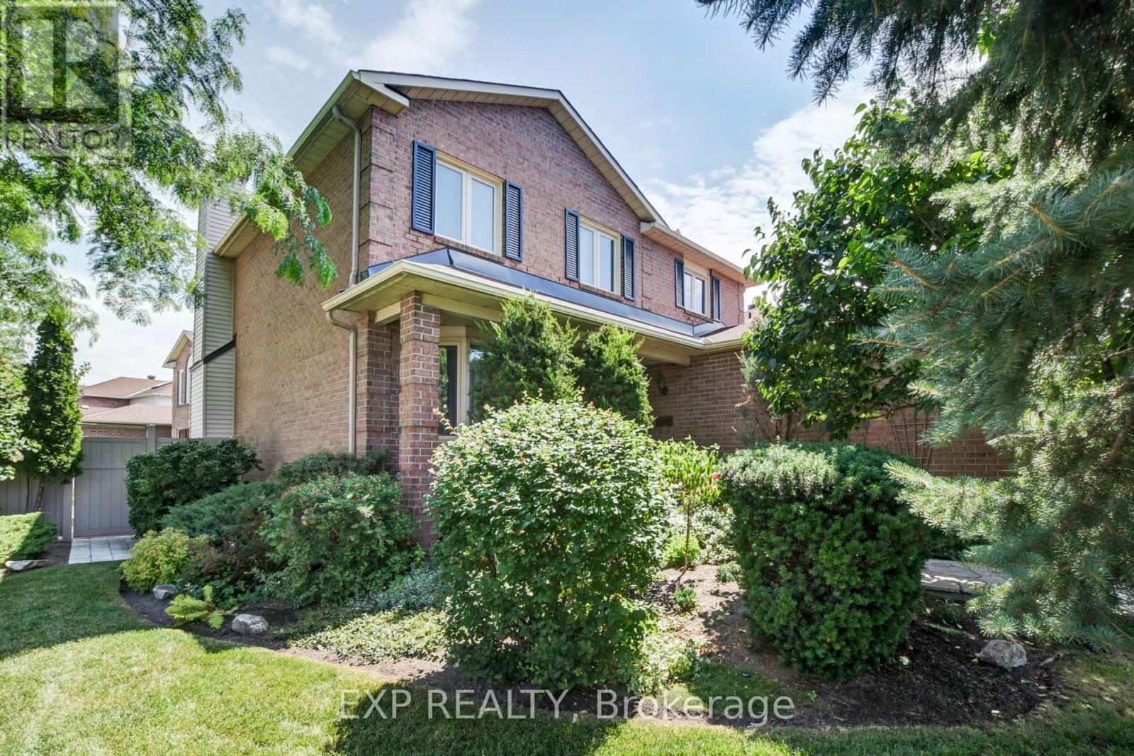 












850 ADENCLIFFE DRIVE

,
Ottawa,




Ontario
K4A2M9

