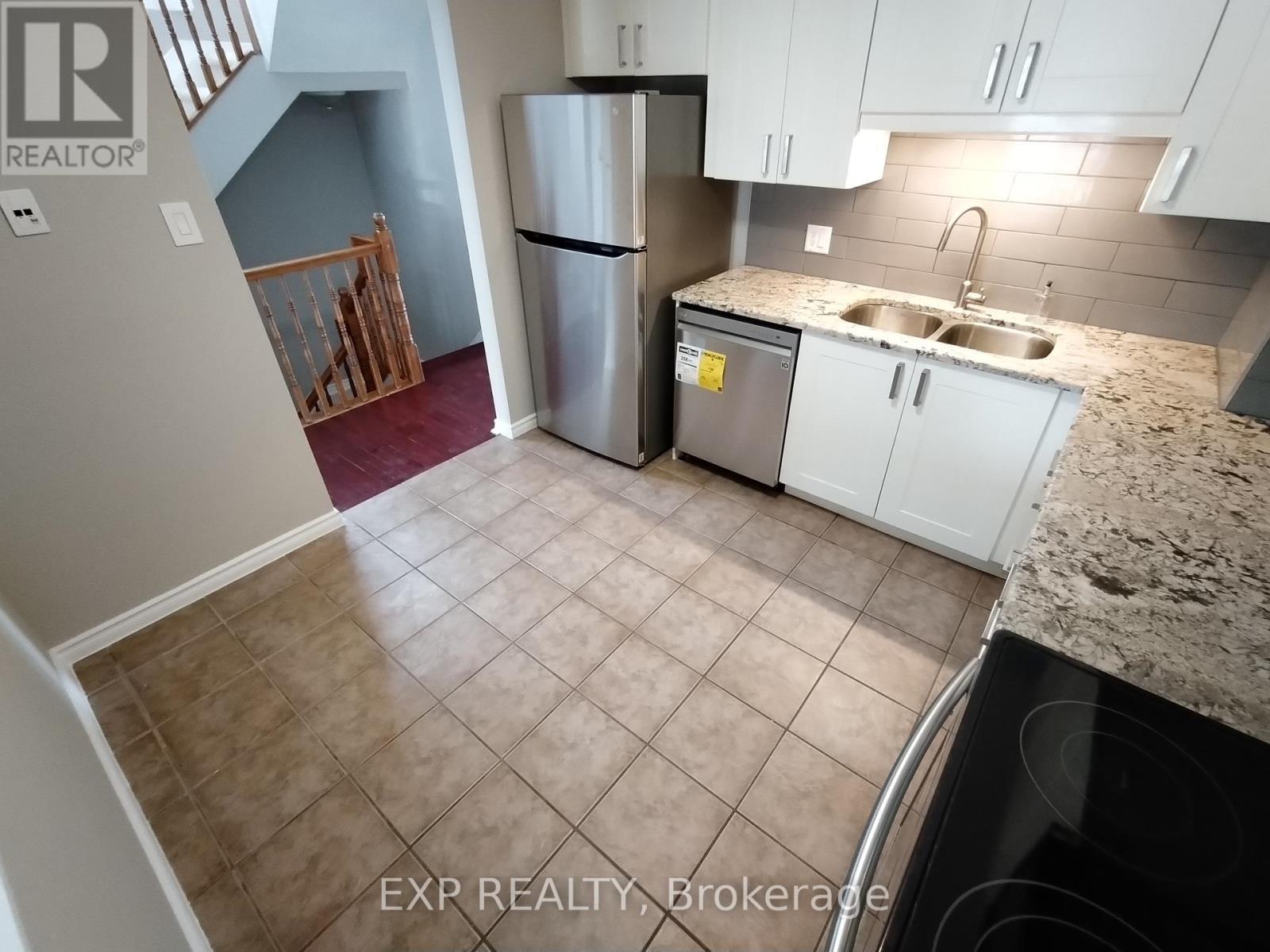 












88 - 1920 ASHMONT STREET

,
Ottawa,




Ontario
K1C7B9

