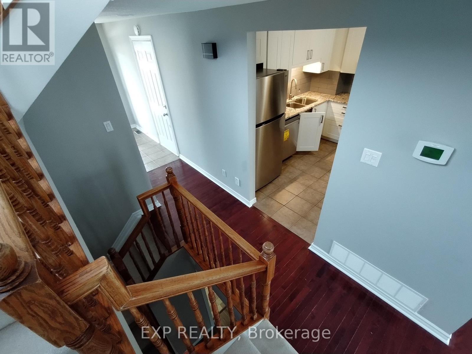 












88 - 1920 ASHMONT STREET

,
Ottawa,




Ontario
K1C7B9

