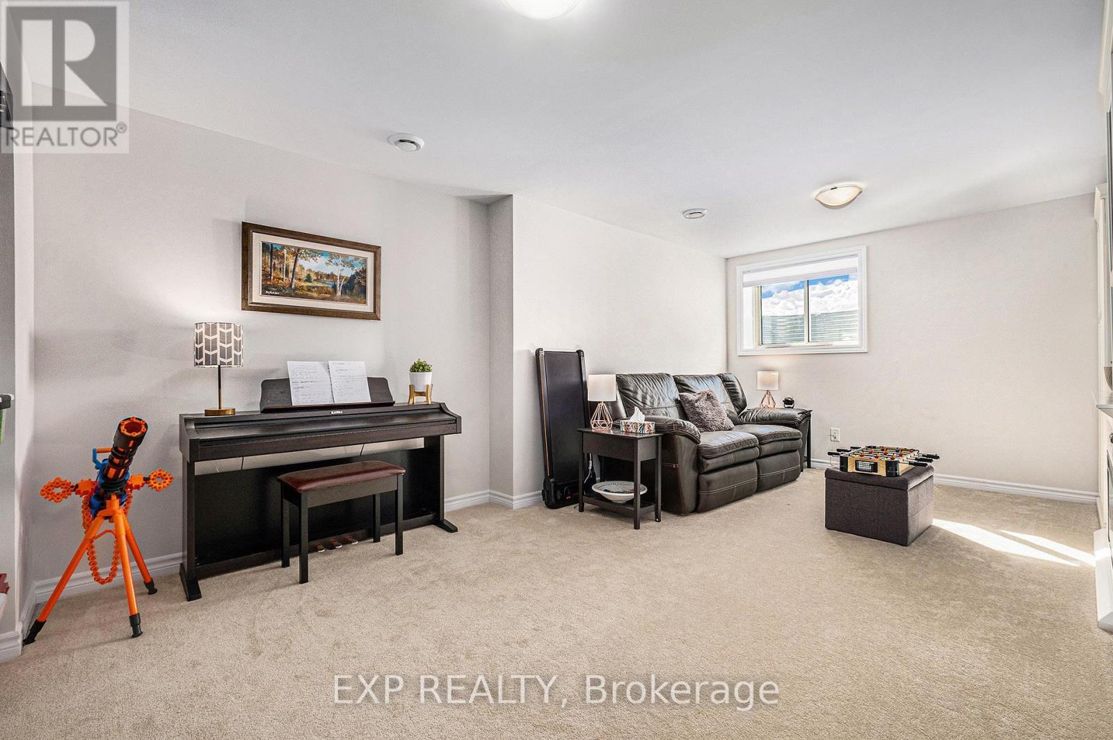 












617 FISHER STREET

,
North Grenville,




Ontario
K0G1J0

