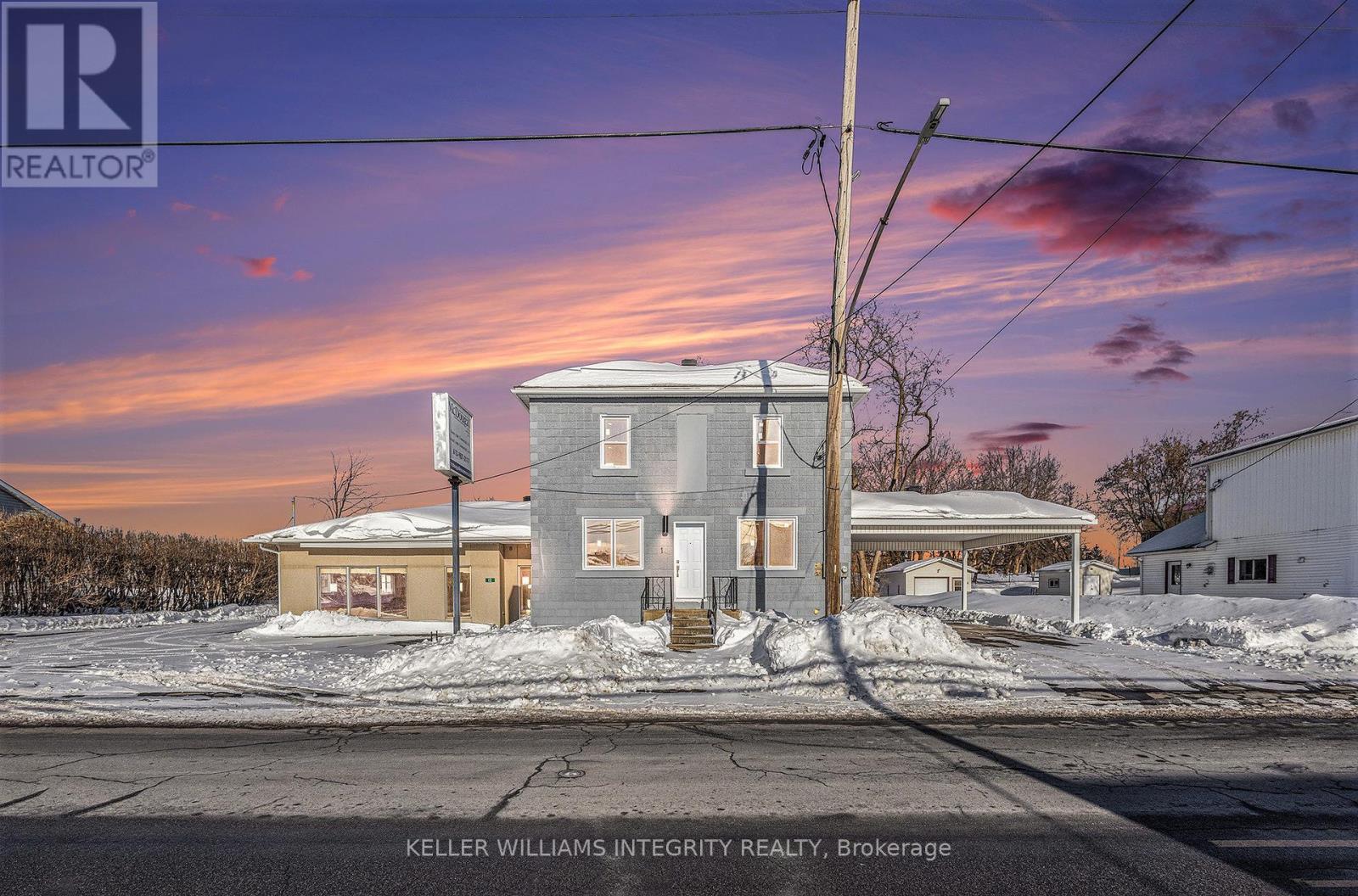 












12-14 QUEEN STREET

,
North Stormont,




Ontario
K0A1R0

