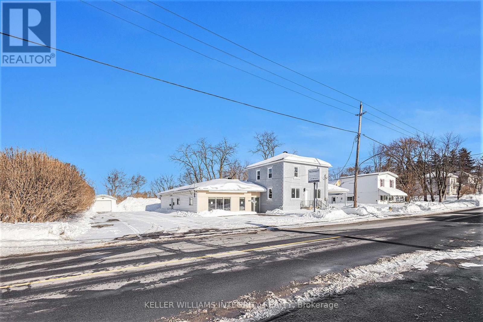 












12-14 QUEEN STREET

,
North Stormont,




Ontario
K0A1R0

