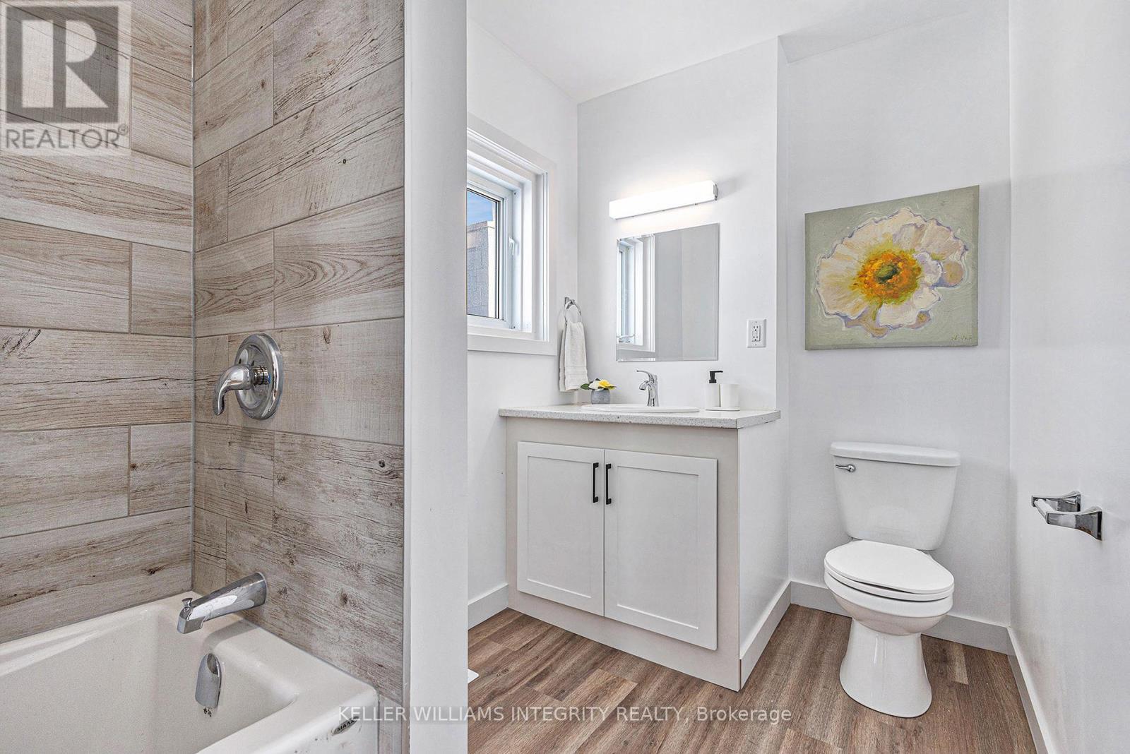 












12-14 QUEEN STREET

,
North Stormont,




Ontario
K0A1R0

