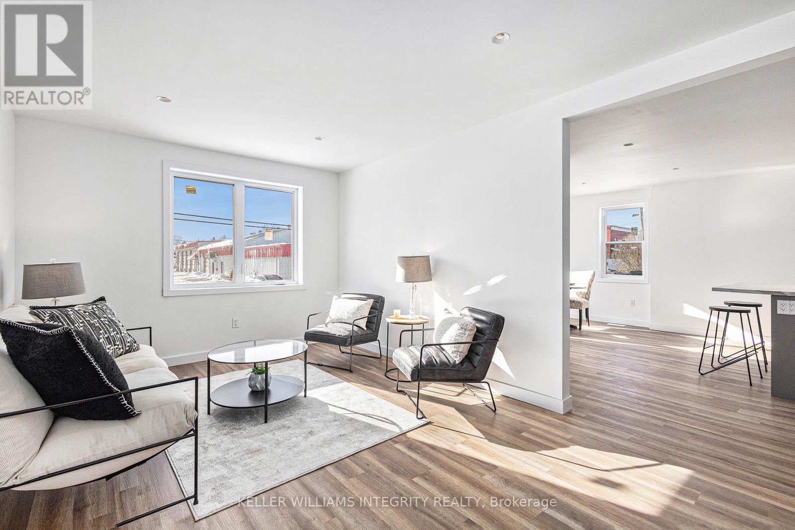 












12-14 QUEEN STREET

,
North Stormont,




Ontario
K0A1R0

