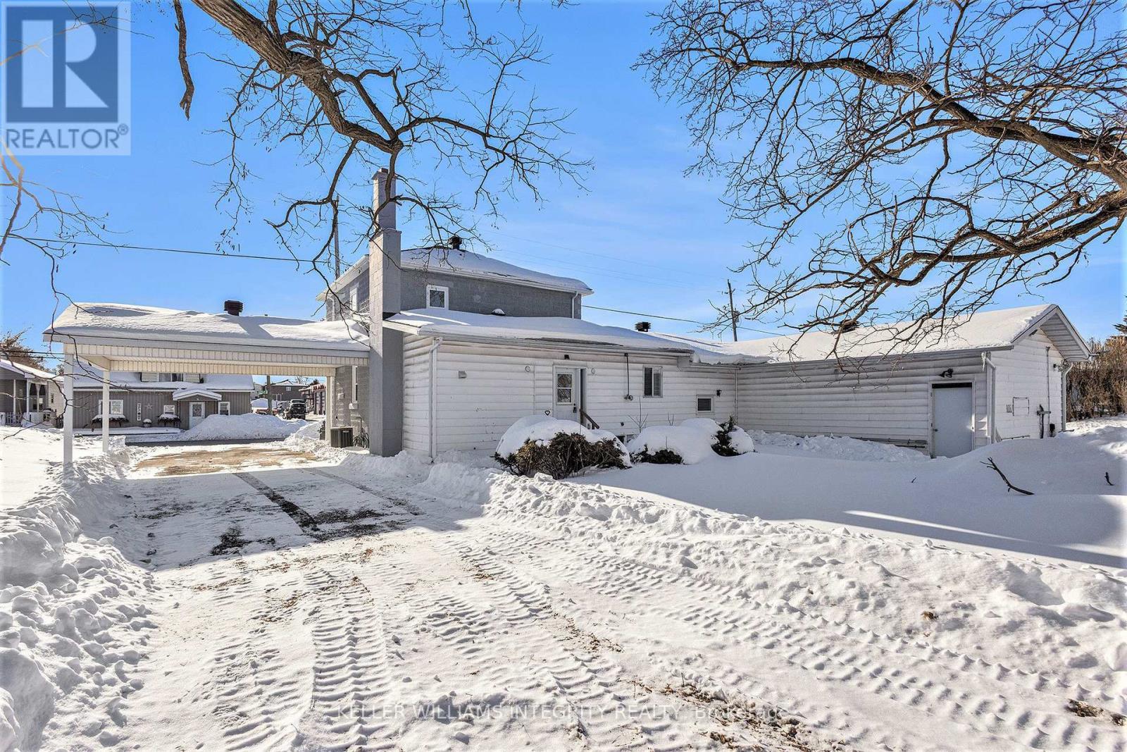 












12-14 QUEEN STREET

,
North Stormont,




Ontario
K0A1R0

