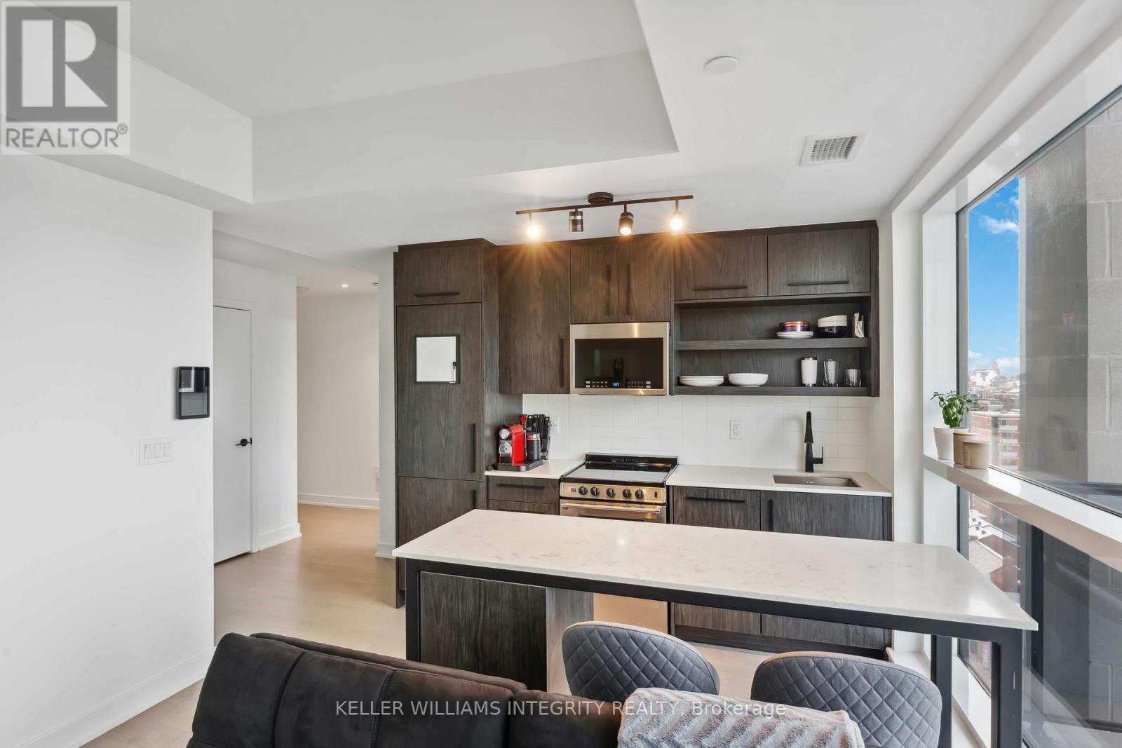 












1106 - 560 RIDEAU STREET

,
Ottawa,




Ontario
K1N0G3

