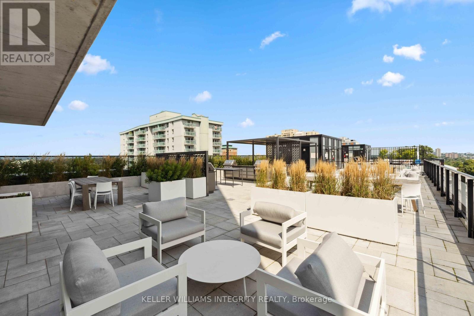 












1106 - 560 RIDEAU STREET

,
Ottawa,




Ontario
K1N0G3

