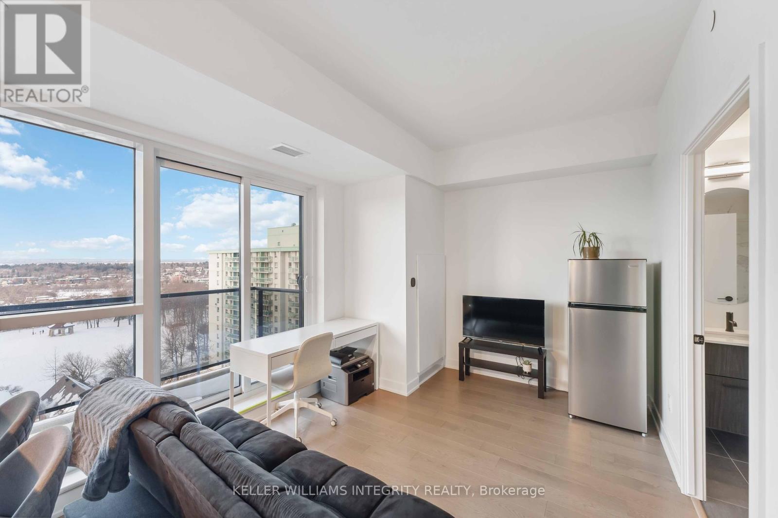 












1106 - 560 RIDEAU STREET

,
Ottawa,




Ontario
K1N0G3

