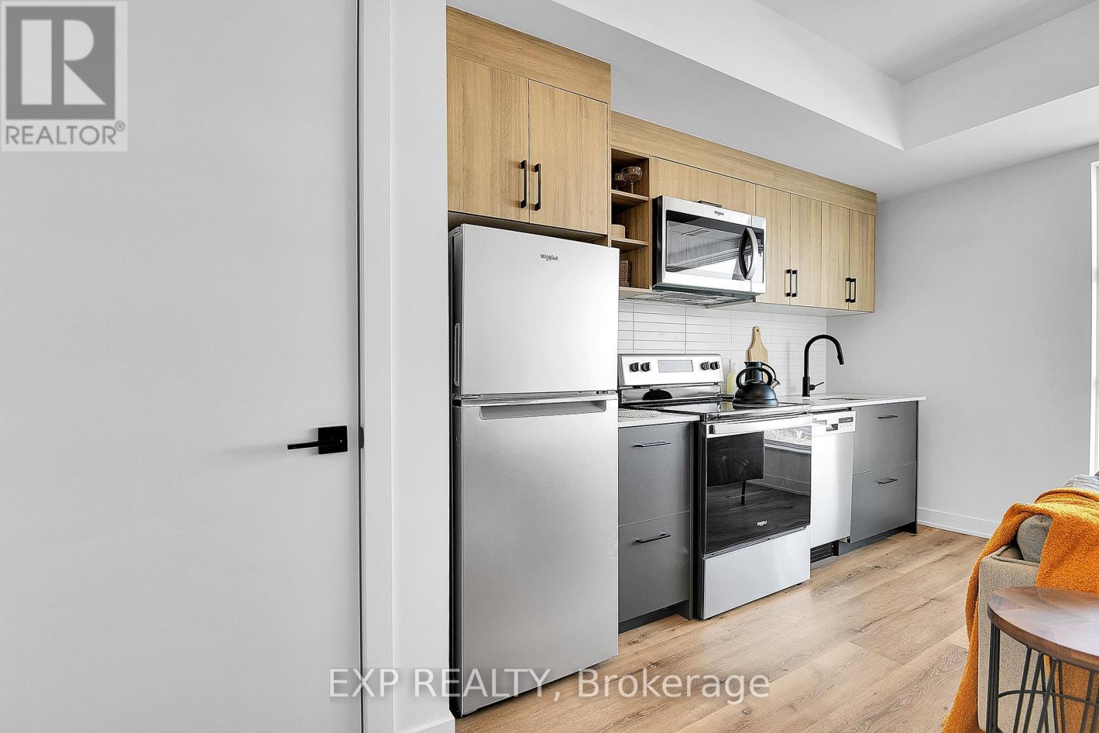 












206 - 1155 JOSEPH CYR STREET

,
Ottawa,




Ontario
K1J7T4

