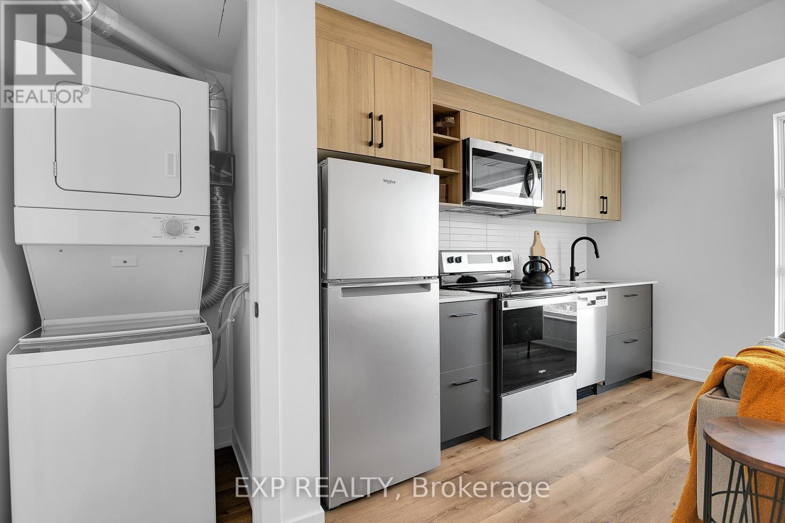 












206 - 1155 JOSEPH CYR STREET

,
Ottawa,




Ontario
K1J7T4

