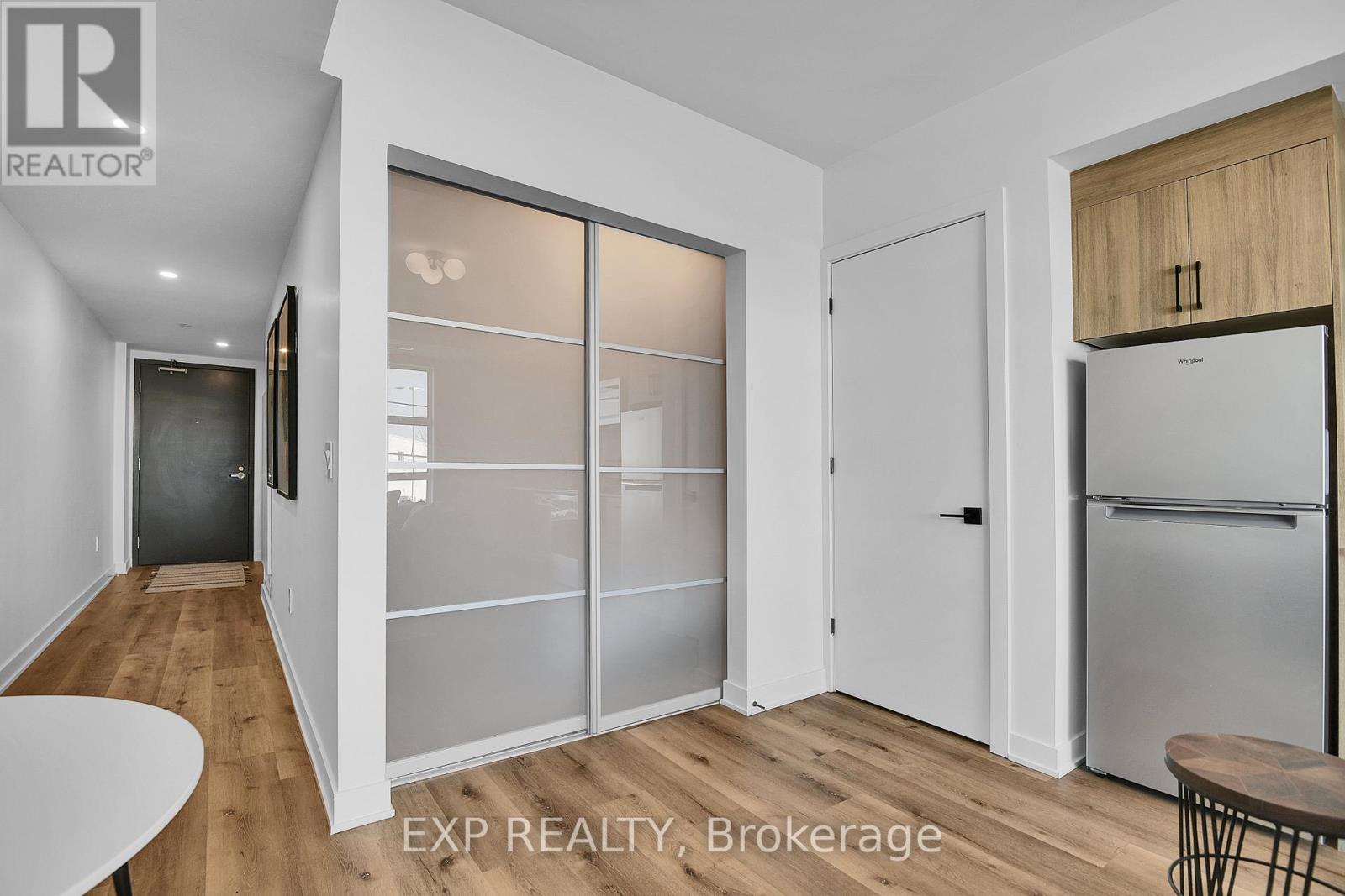 












206 - 1155 JOSEPH CYR STREET

,
Ottawa,




Ontario
K1J7T4

