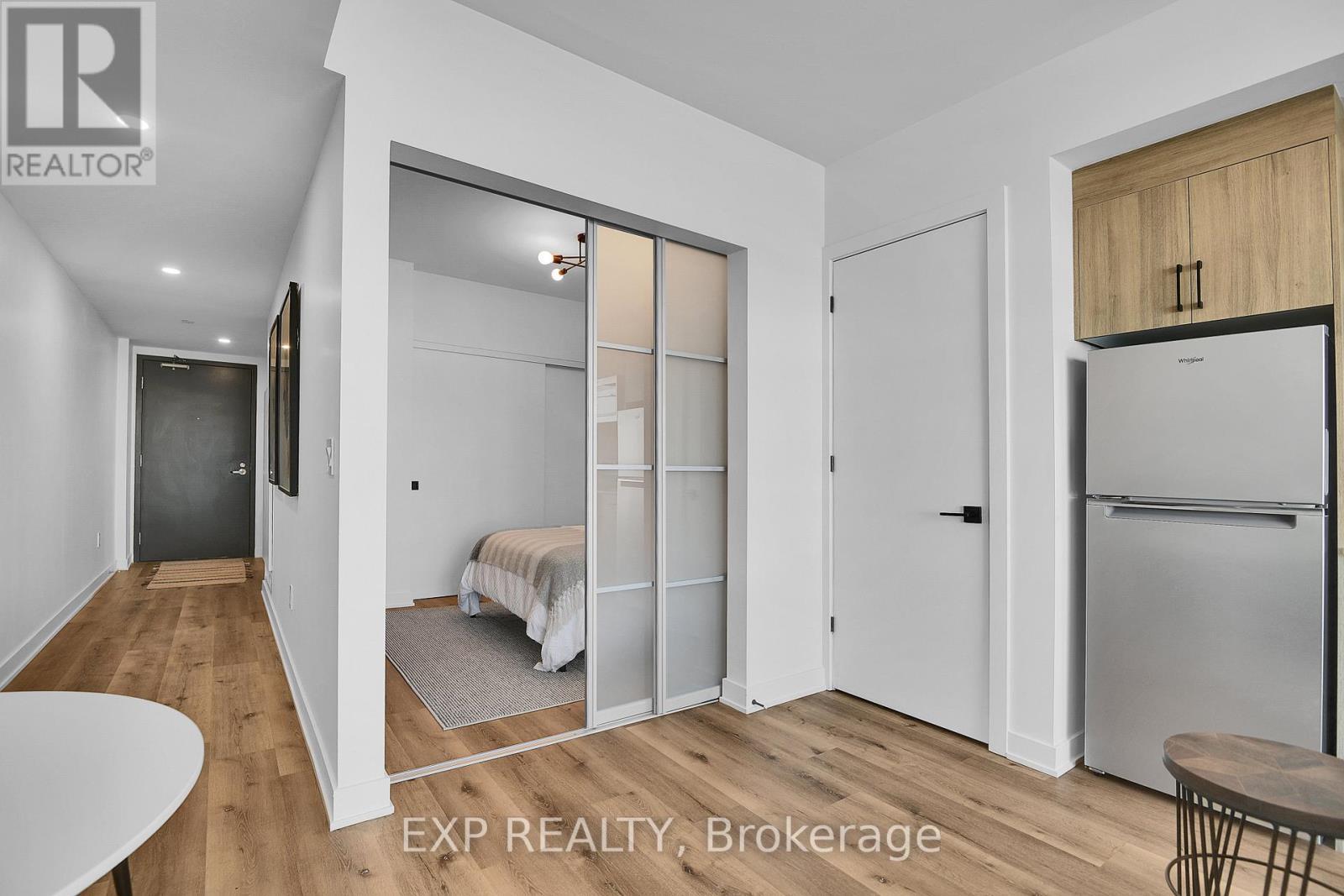 












206 - 1155 JOSEPH CYR STREET

,
Ottawa,




Ontario
K1J7T4

