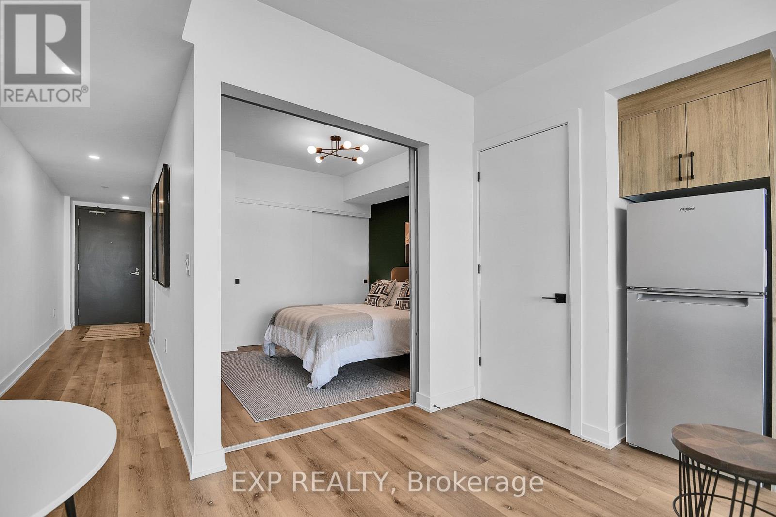 












206 - 1155 JOSEPH CYR STREET

,
Ottawa,




Ontario
K1J7T4

