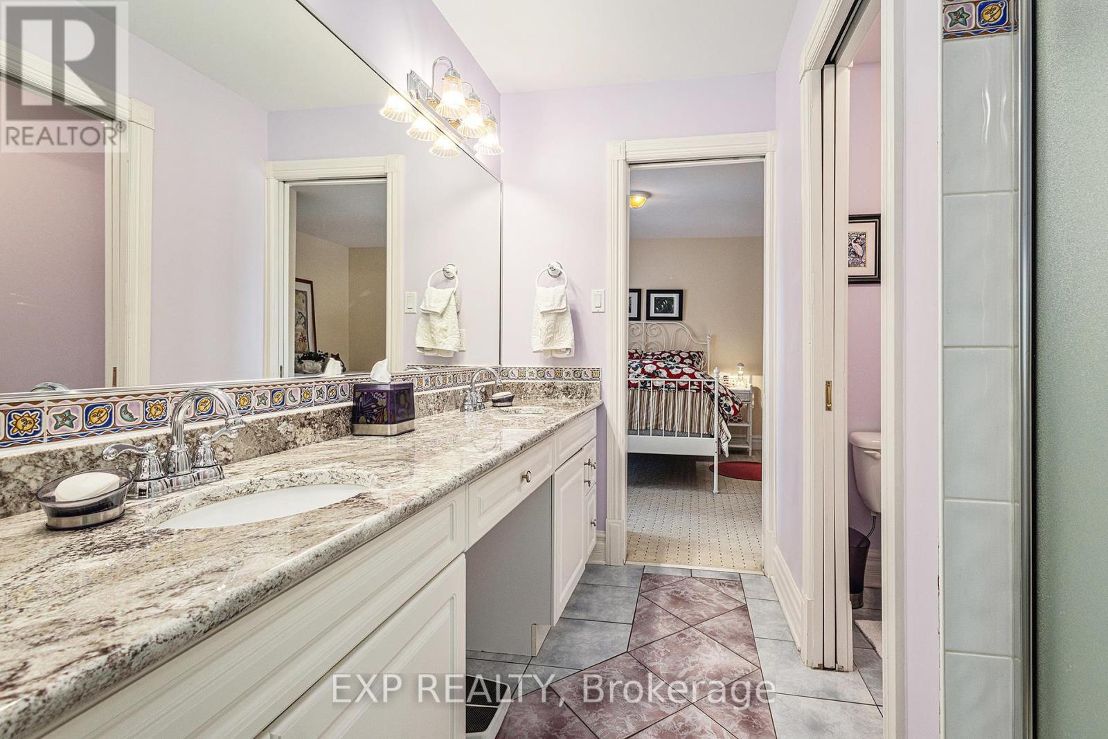












133 BALMORAL PLACE

,
Ottawa,




Ontario
K1H1B2

