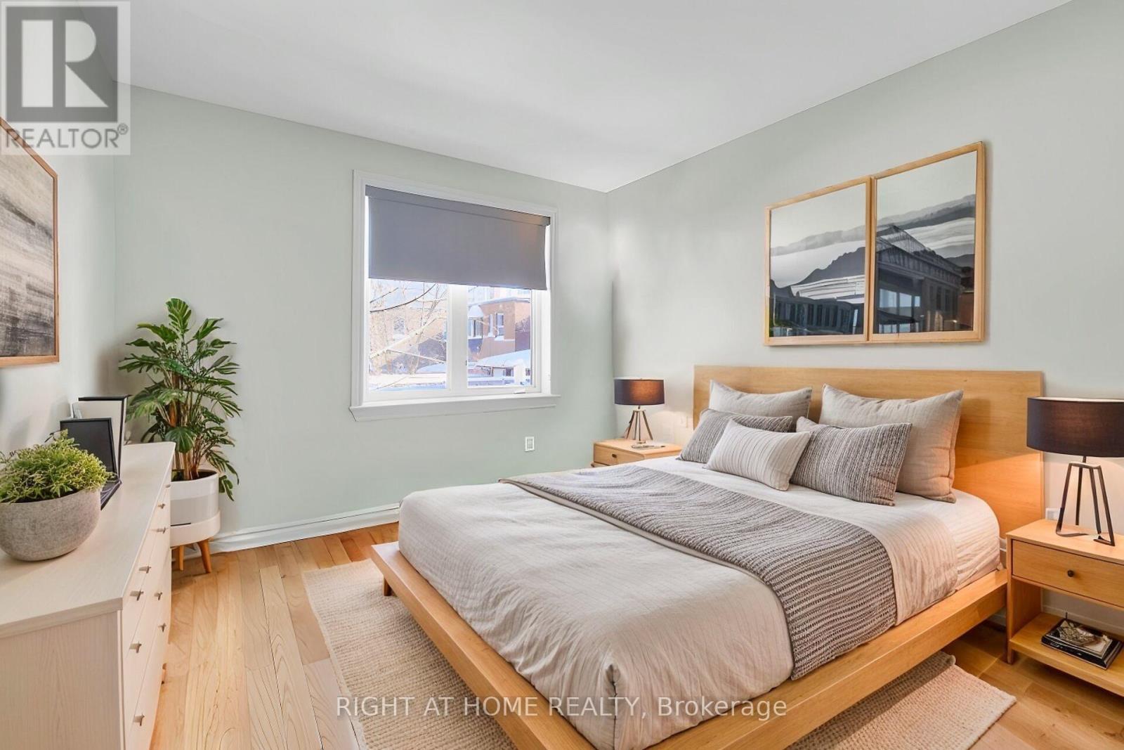 












#H - 313 ST PATRICK STREET

,
Ottawa,




Ontario
K1N5K6


