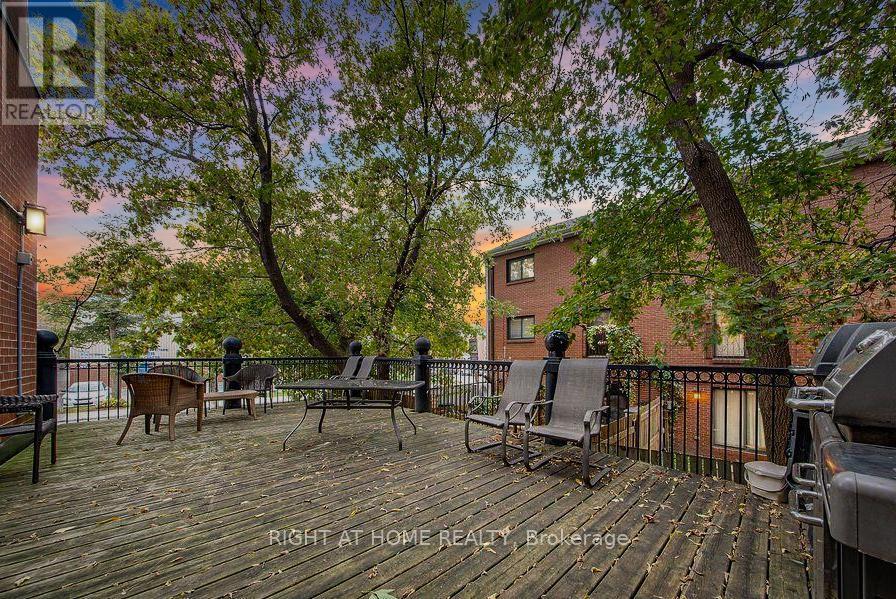 












#H - 313 ST PATRICK STREET

,
Ottawa,




Ontario
K1N5K6

