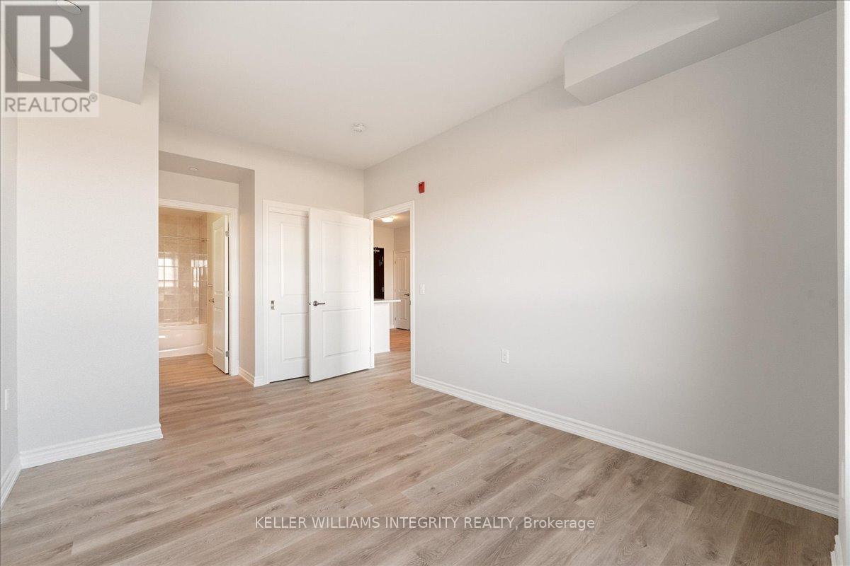 












313 - 1350 HEMLOCK ROAD

,
Ottawa,




Ontario
K1K5C2

