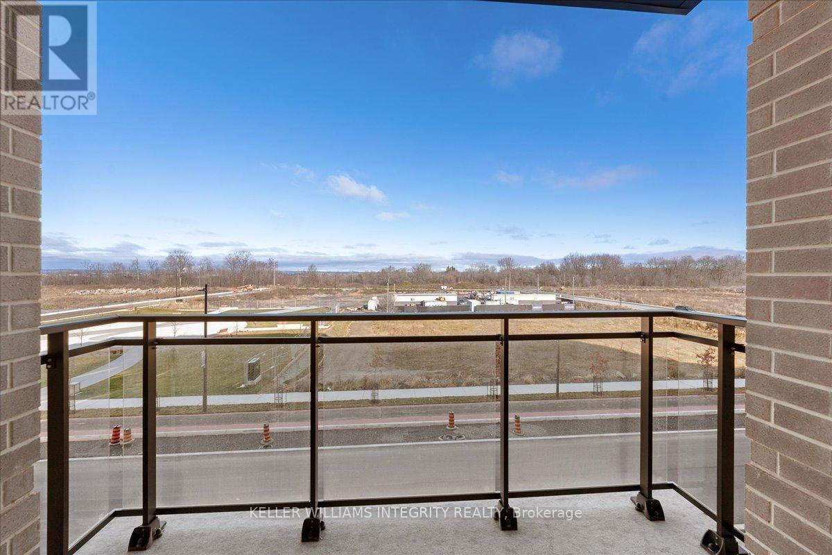 












313 - 1350 HEMLOCK ROAD

,
Ottawa,




Ontario
K1K5C2

