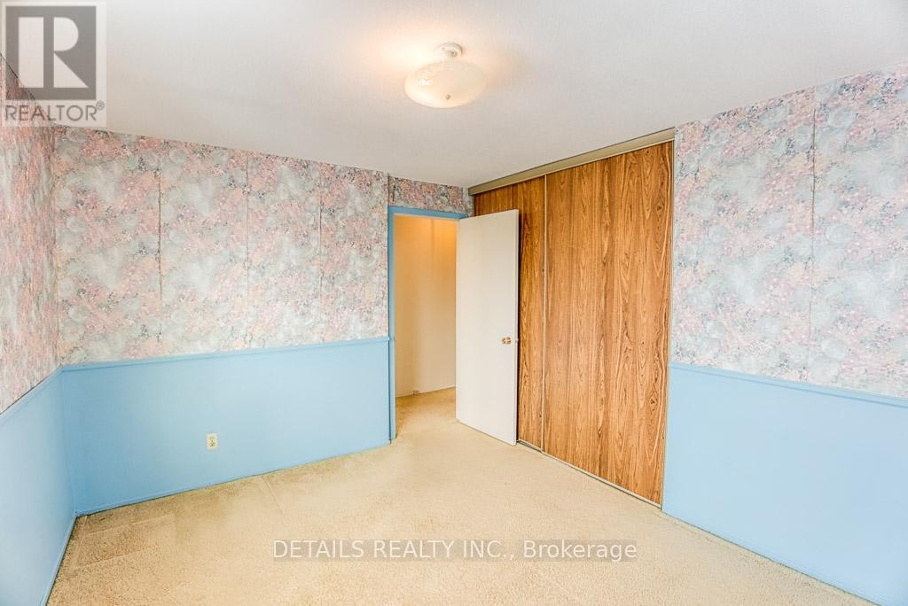 












419 VIEWMOUNT DRIVE

,
Ottawa,




Ontario
K2E7P1

