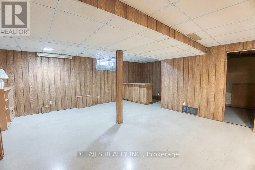 












419 VIEWMOUNT DRIVE

,
Ottawa,




Ontario
K2E7P1

