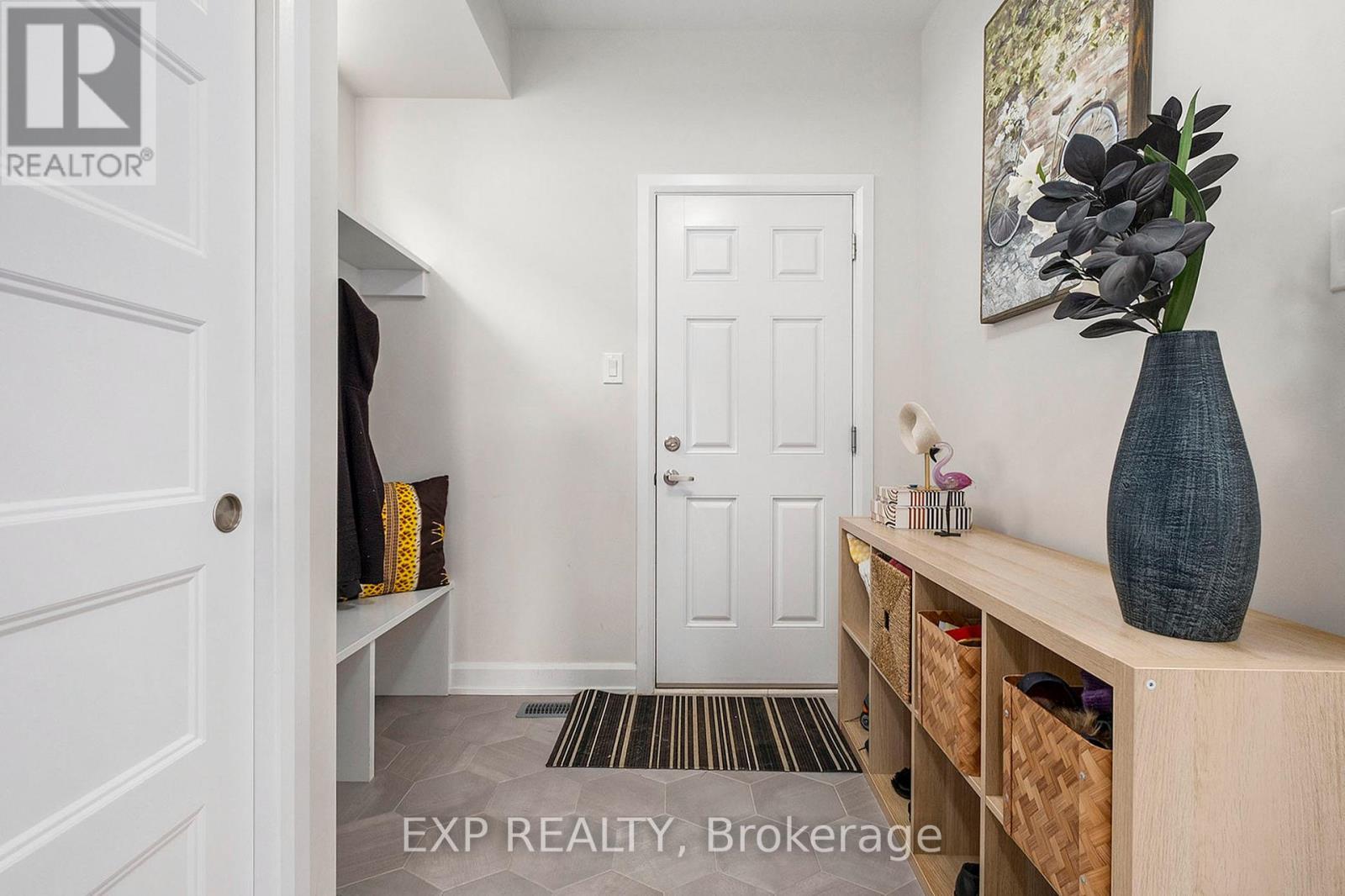 












620 ENCLAVE LANE

,
Clarence-Rockland,




Ontario
K4K0M8

