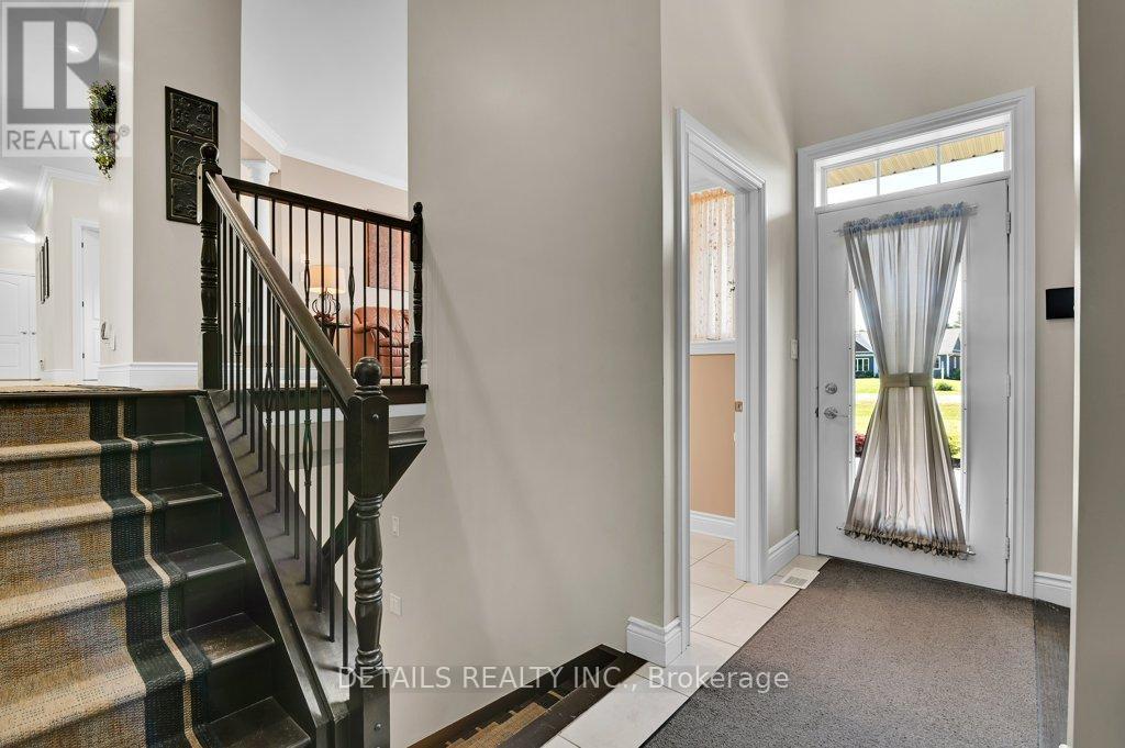 












102 CHARLES HOLDEN AVENUE

,
Merrickville-Wolford,




Ontario
K0G1N0

