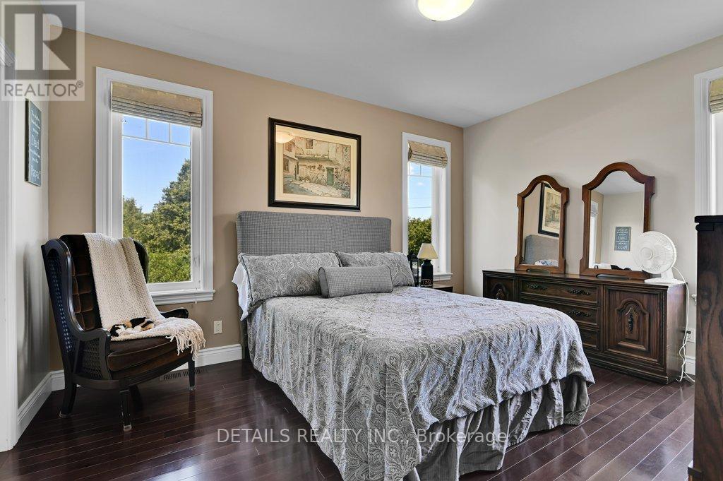 












102 CHARLES HOLDEN AVENUE

,
Merrickville-Wolford,




Ontario
K0G1N0

