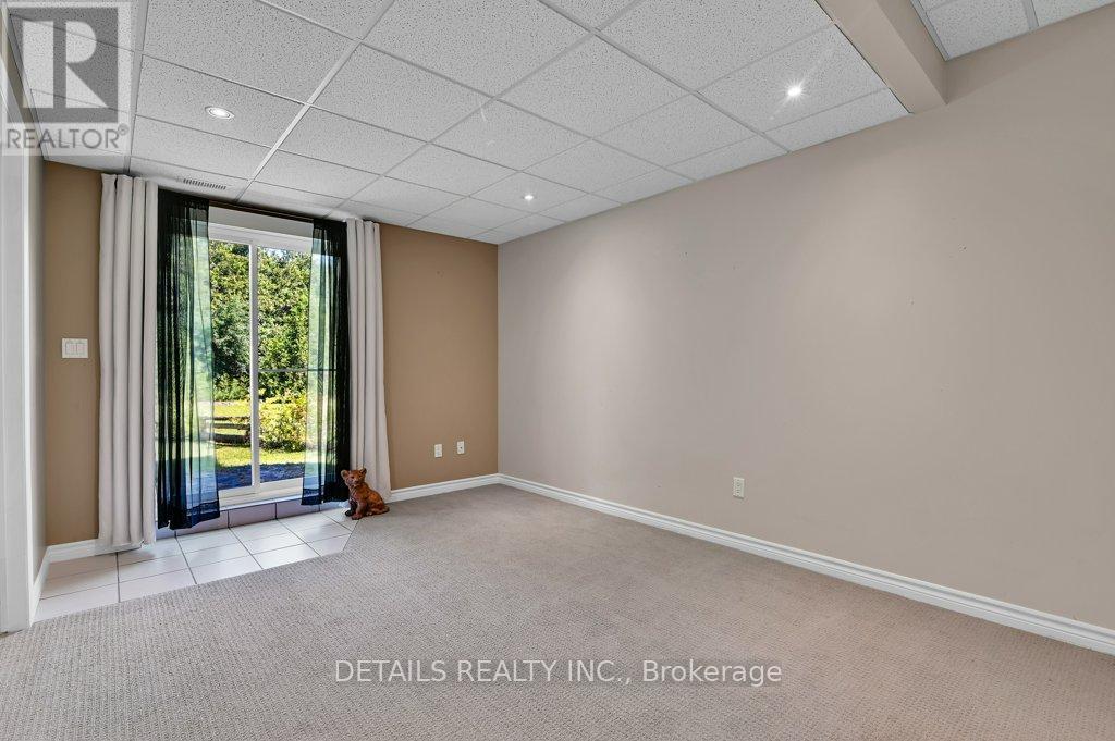 












102 CHARLES HOLDEN AVENUE

,
Merrickville-Wolford,




Ontario
K0G1N0

