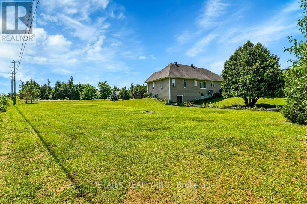 












102 CHARLES HOLDEN AVENUE

,
Merrickville-Wolford,




Ontario
K0G1N0

