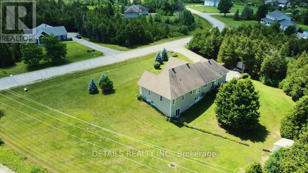 












102 CHARLES HOLDEN AVENUE

,
Merrickville-Wolford,




Ontario
K0G1N0

