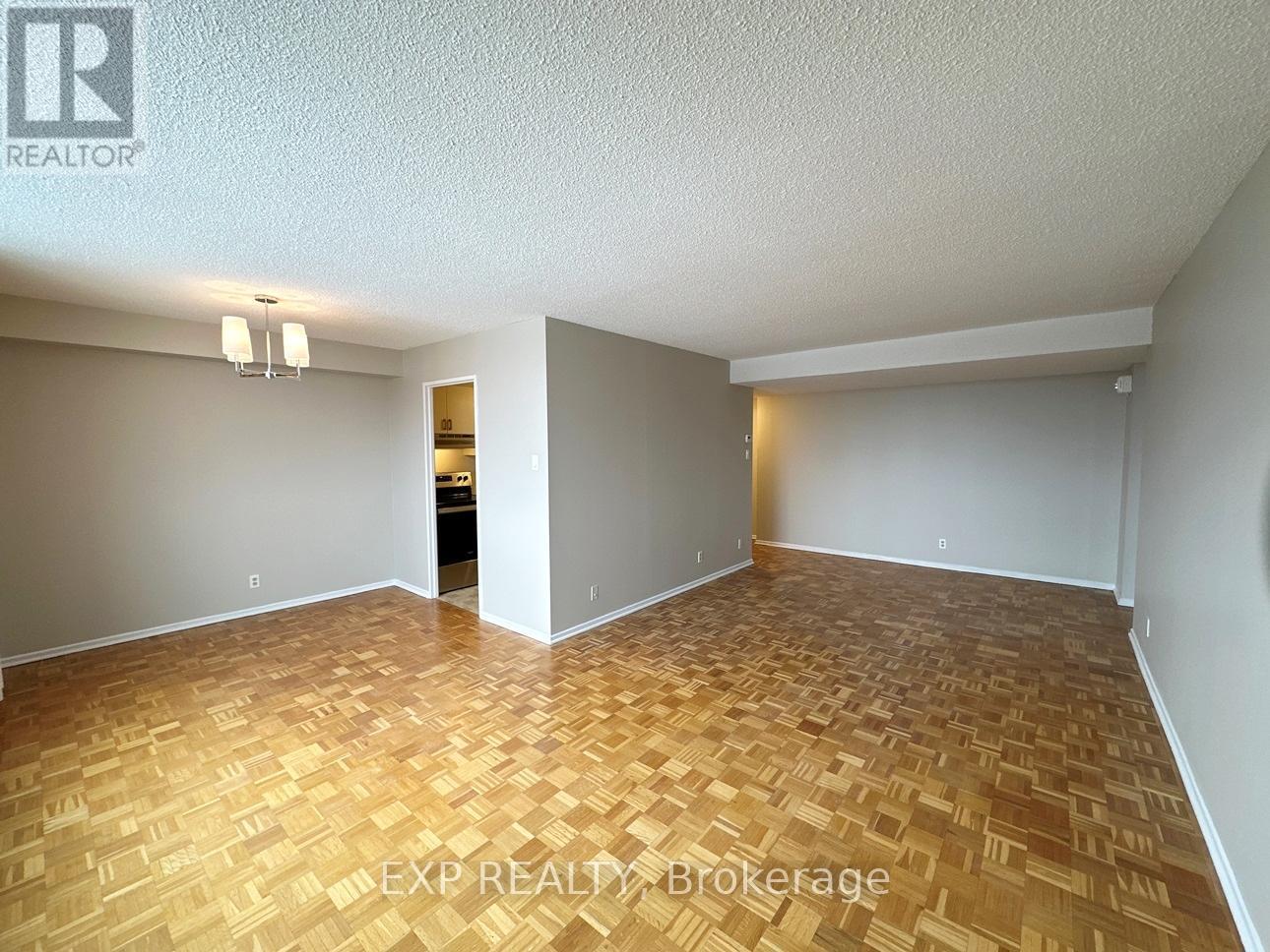 












1001 - 2625 REGINA STREET

,
Ottawa,




Ontario
K2B5W8

