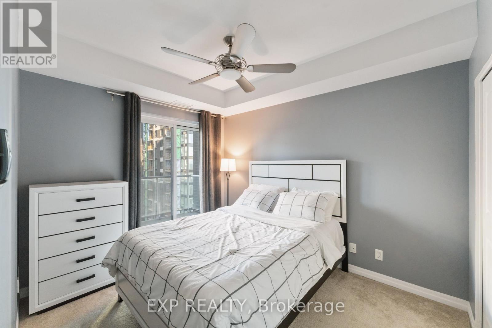 












2005 - 242 RIDEAU STREET

,
Ottawa,




Ontario
K1N0B7

