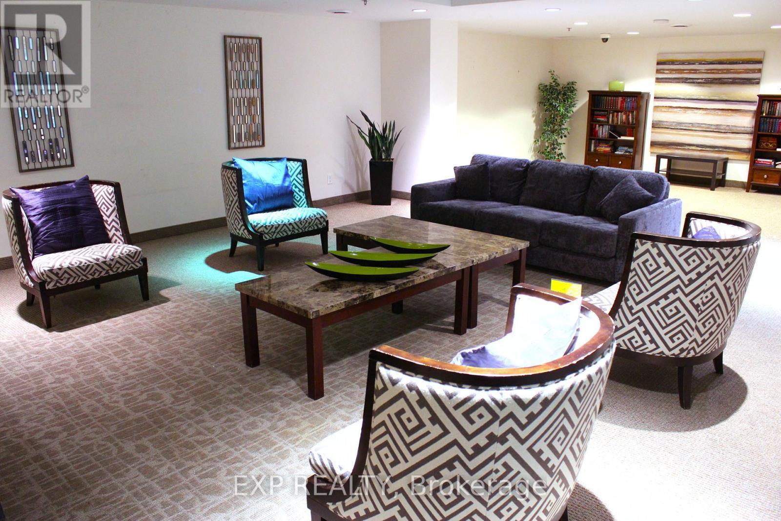 












2005 - 242 RIDEAU STREET

,
Ottawa,




Ontario
K1N0B7

