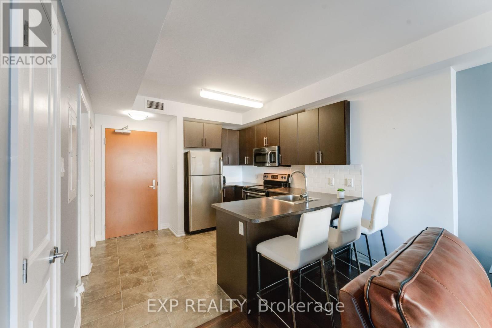 












2005 - 242 RIDEAU STREET

,
Ottawa,




Ontario
K1N0B7

