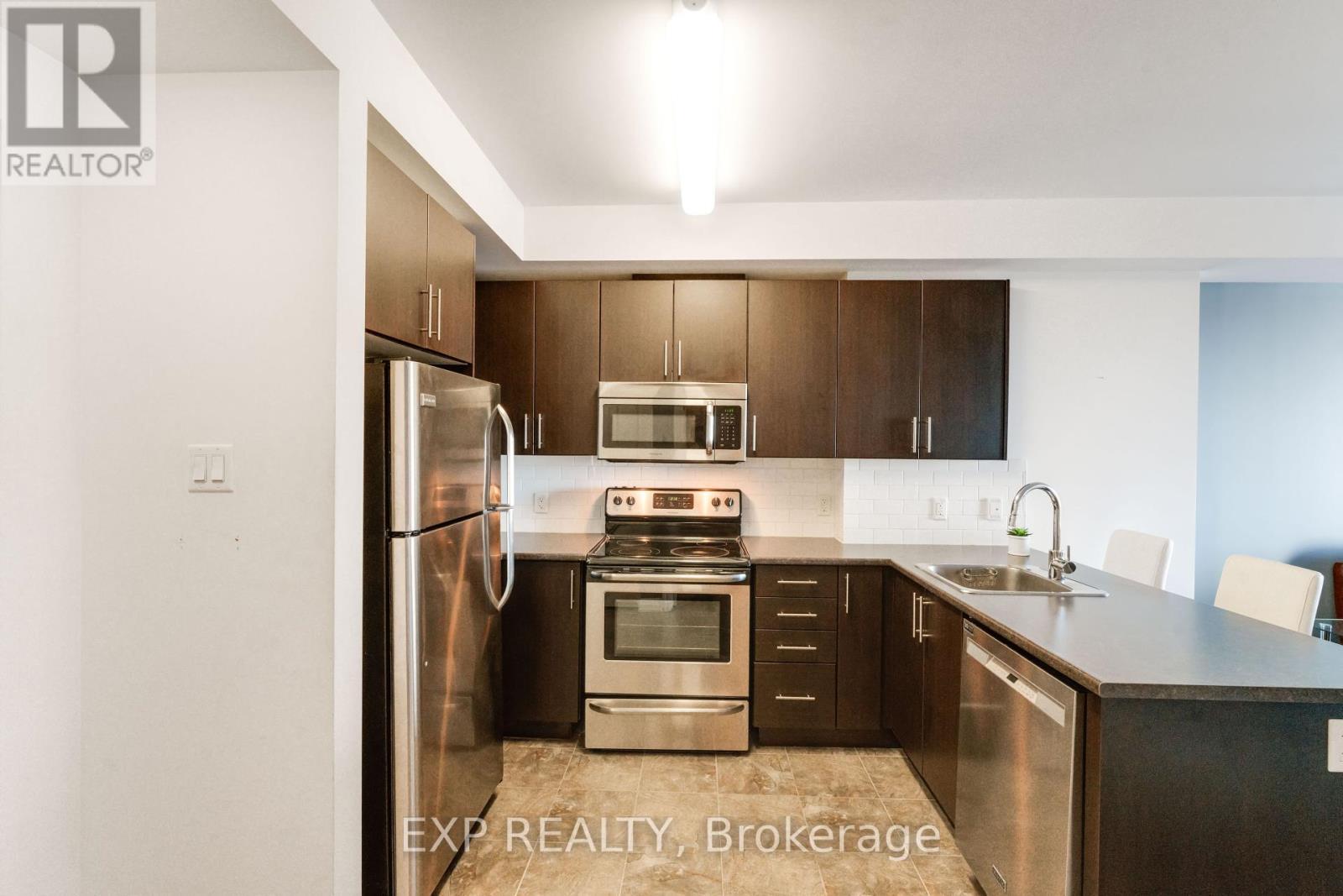 












2005 - 242 RIDEAU STREET

,
Ottawa,




Ontario
K1N0B7

