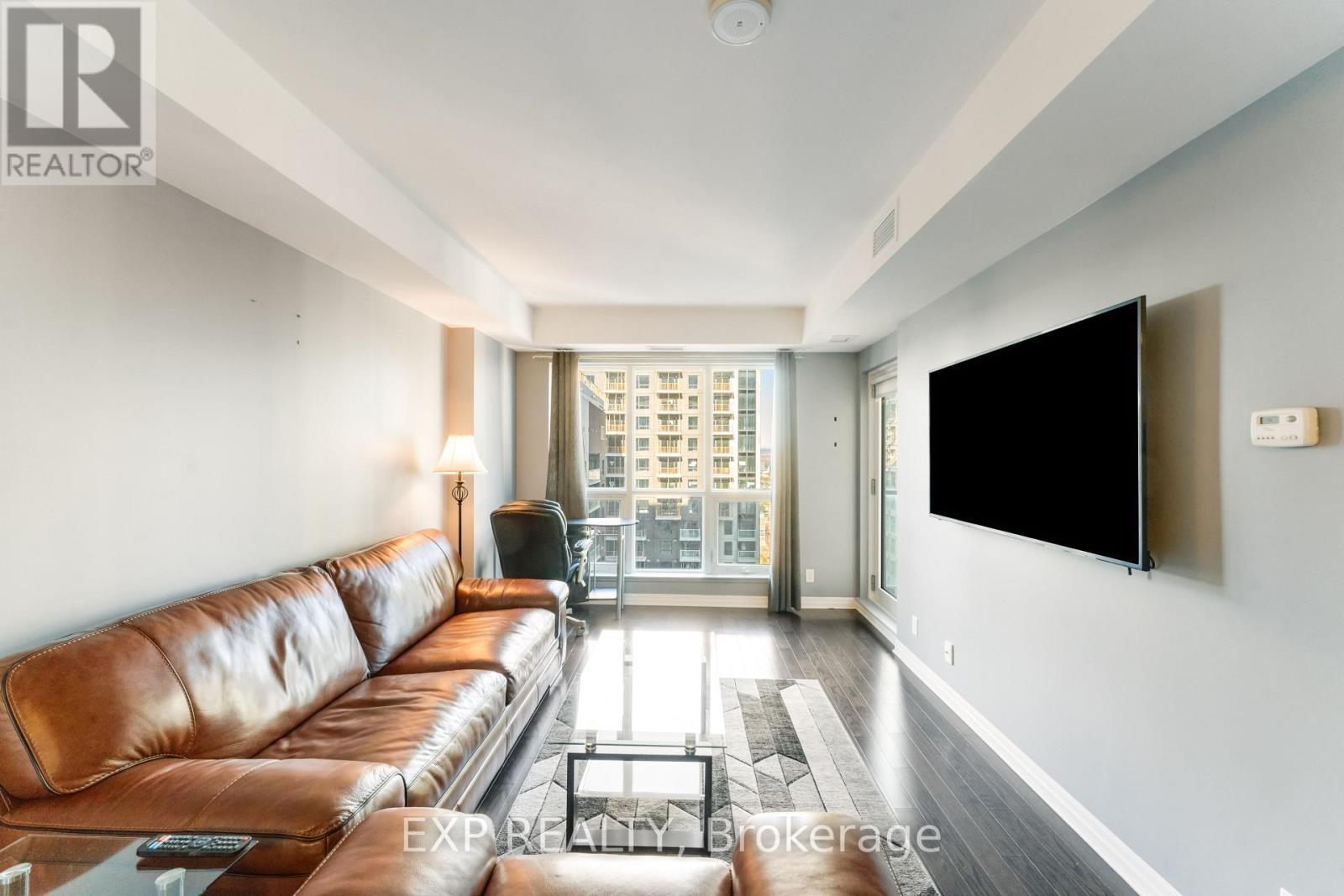 












2005 - 242 RIDEAU STREET

,
Ottawa,




Ontario
K1N0B7

