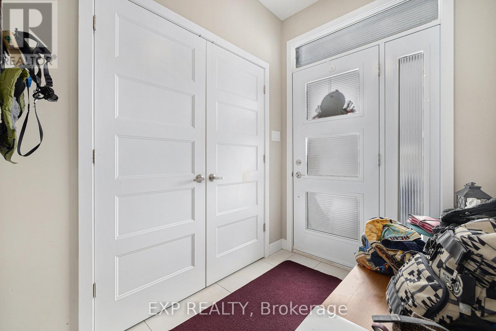 












41 BANK STREET

,
Russell,




Ontario
K4R1A9

