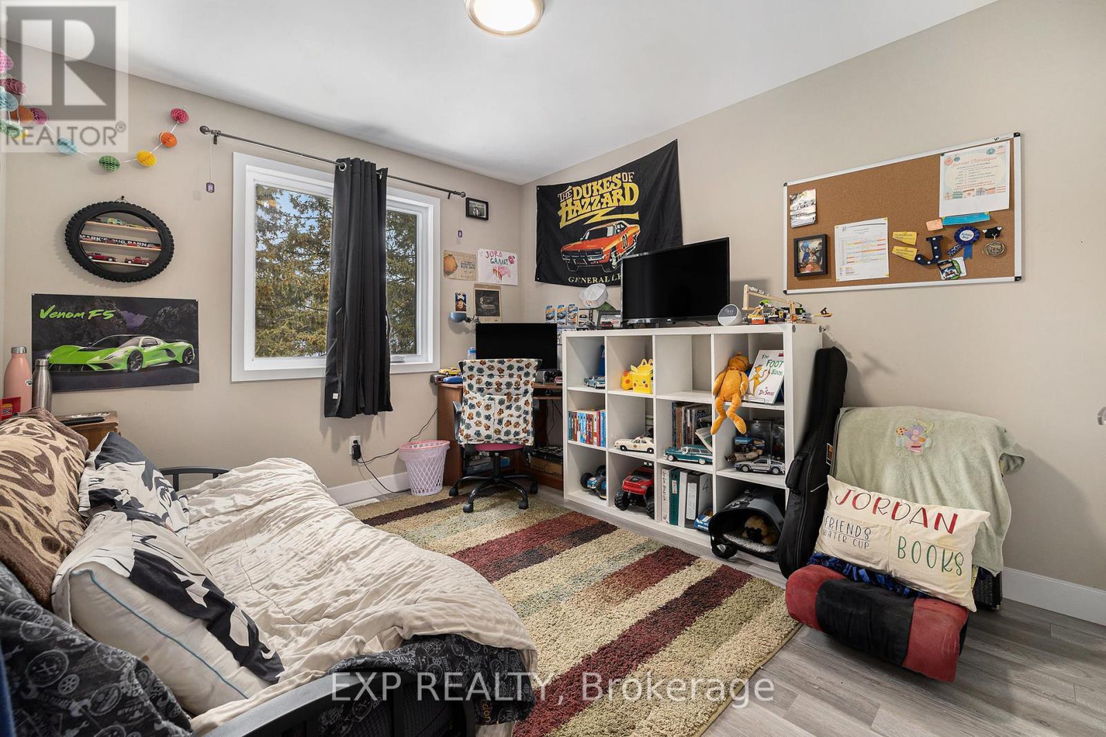 












41 BANK STREET

,
Russell,




Ontario
K4R1A9

