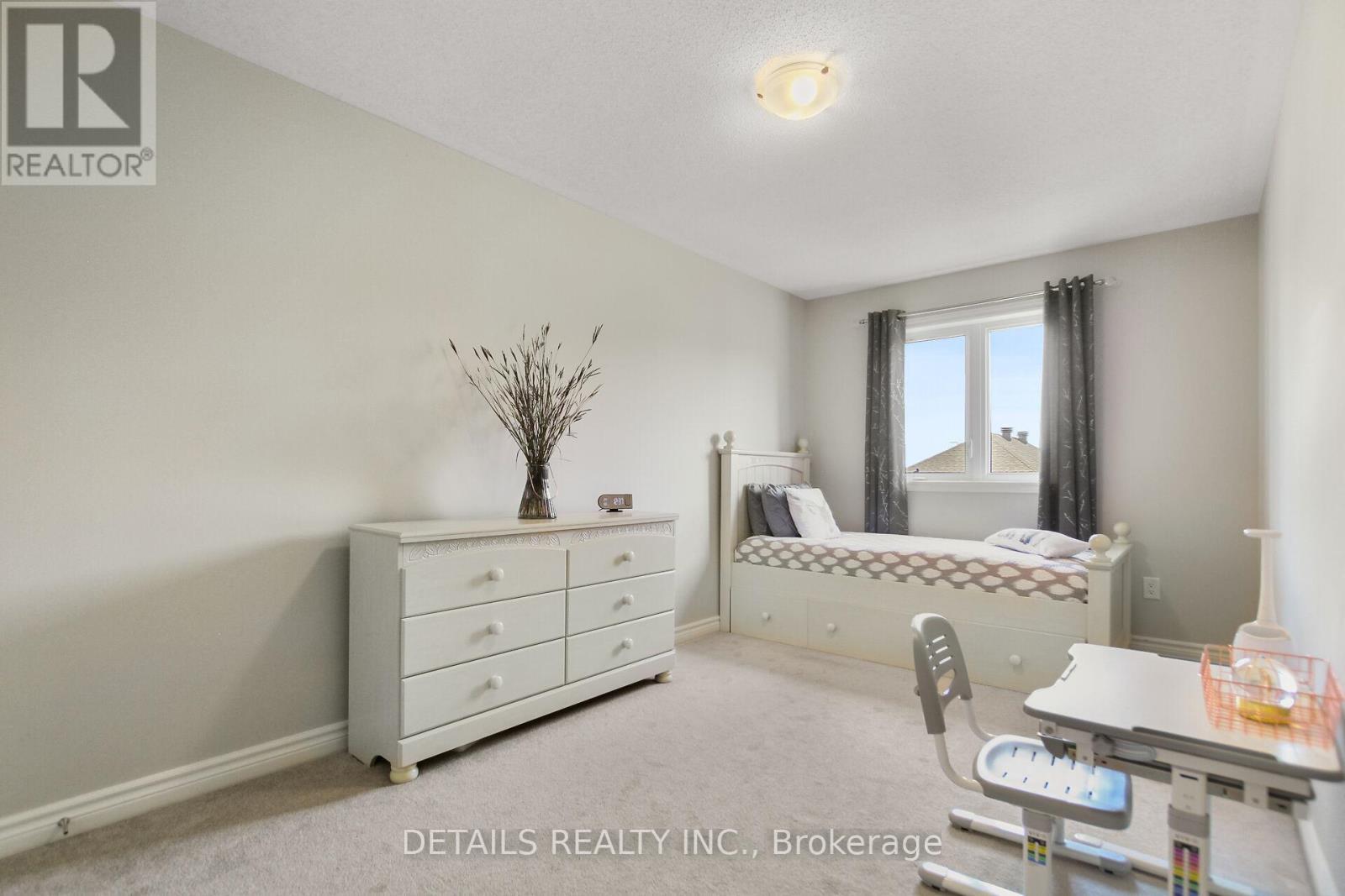 












1209 CAVALLO STREET

,
Ottawa,




Ontario
K2S0Z4

