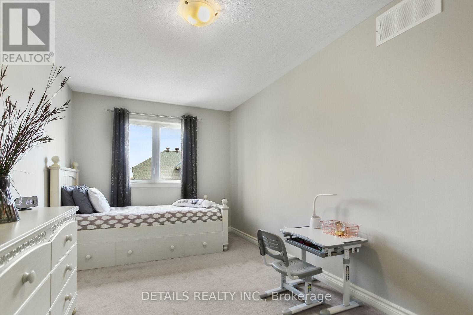 












1209 CAVALLO STREET

,
Ottawa,




Ontario
K2S0Z4

