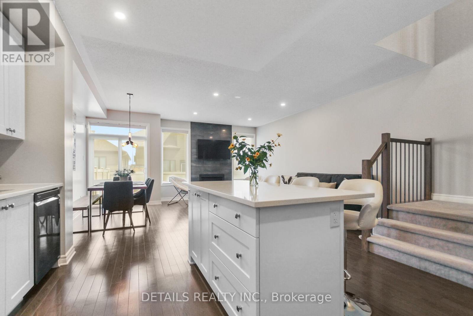 












1209 CAVALLO STREET

,
Ottawa,




Ontario
K2S0Z4

