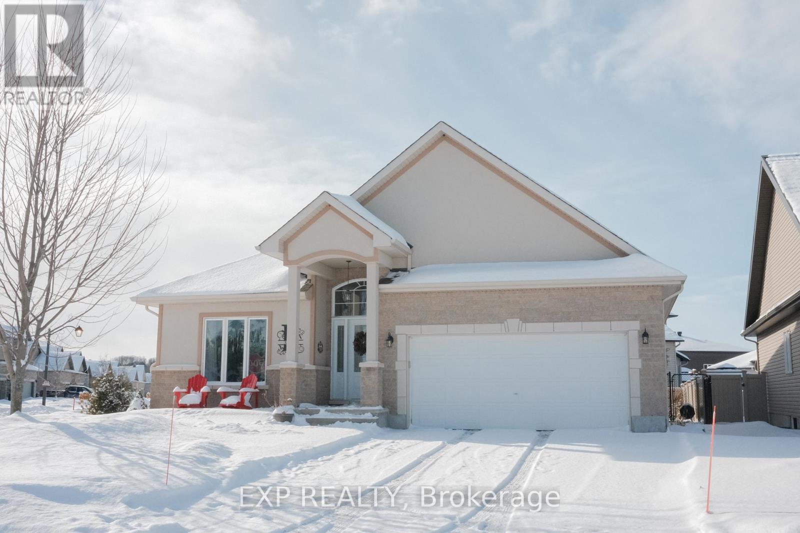 












369 ZIRCON STREET W

,
Clarence-Rockland,




Ontario
K4K0H9


