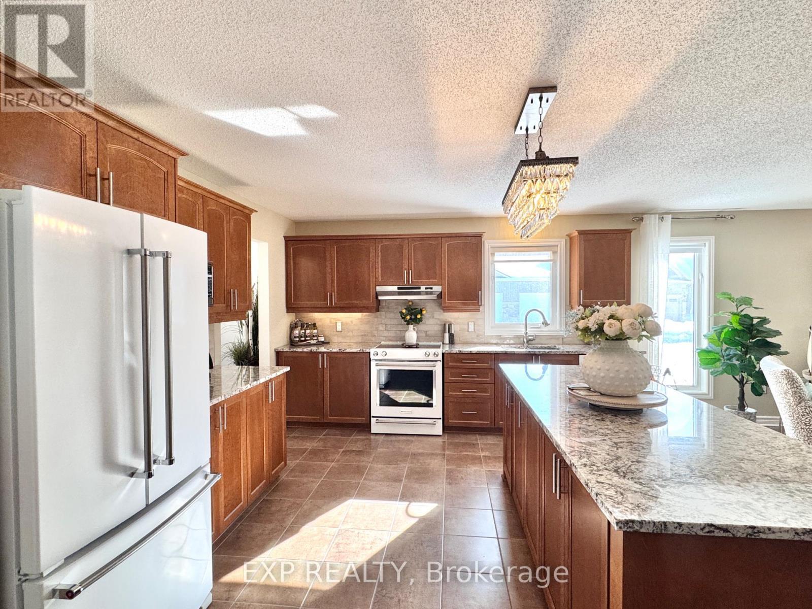 












369 ZIRCON STREET W

,
Clarence-Rockland,




Ontario
K4K0H9

