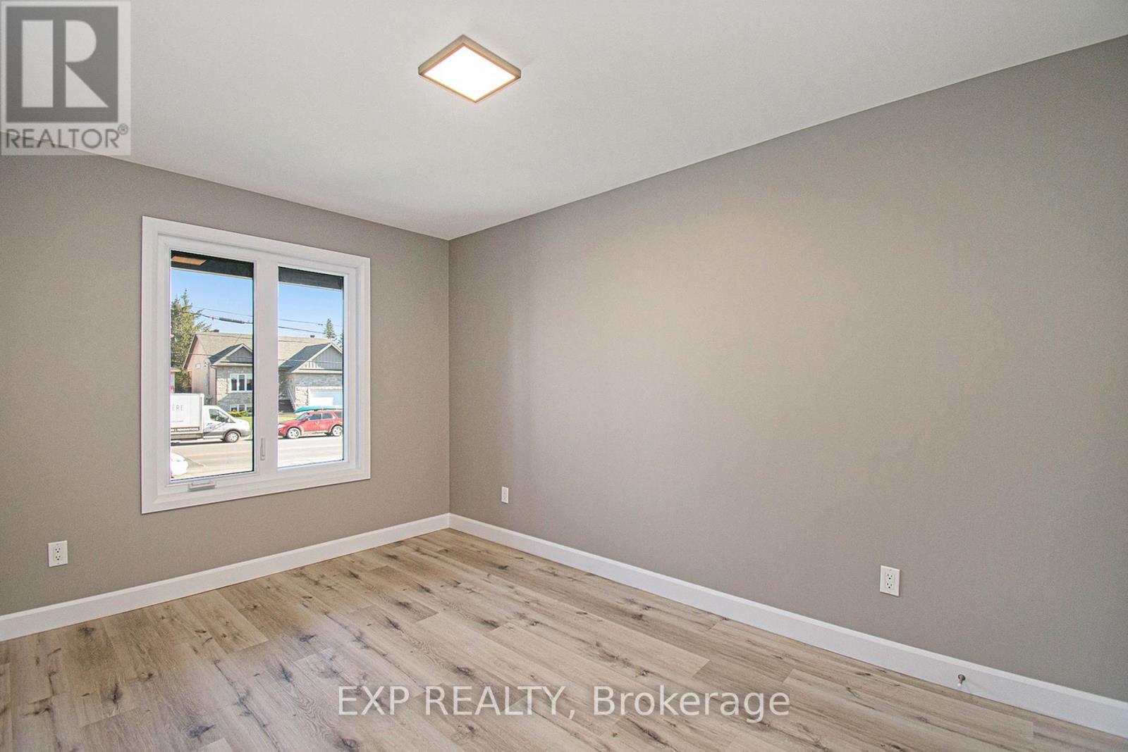 












1206 STE MARIE ROAD

,
Russell,




Ontario
K0A1W0

