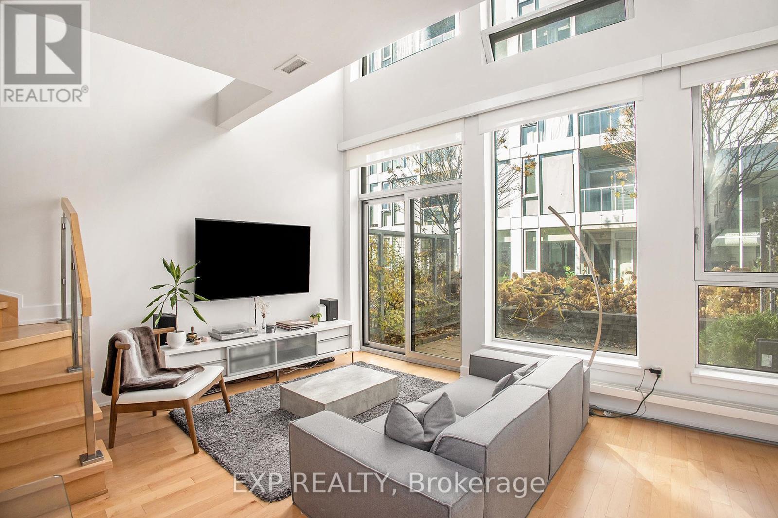 












202 - 197 LISGAR STREET

,
Ottawa,




Ontario
K2P0C3

