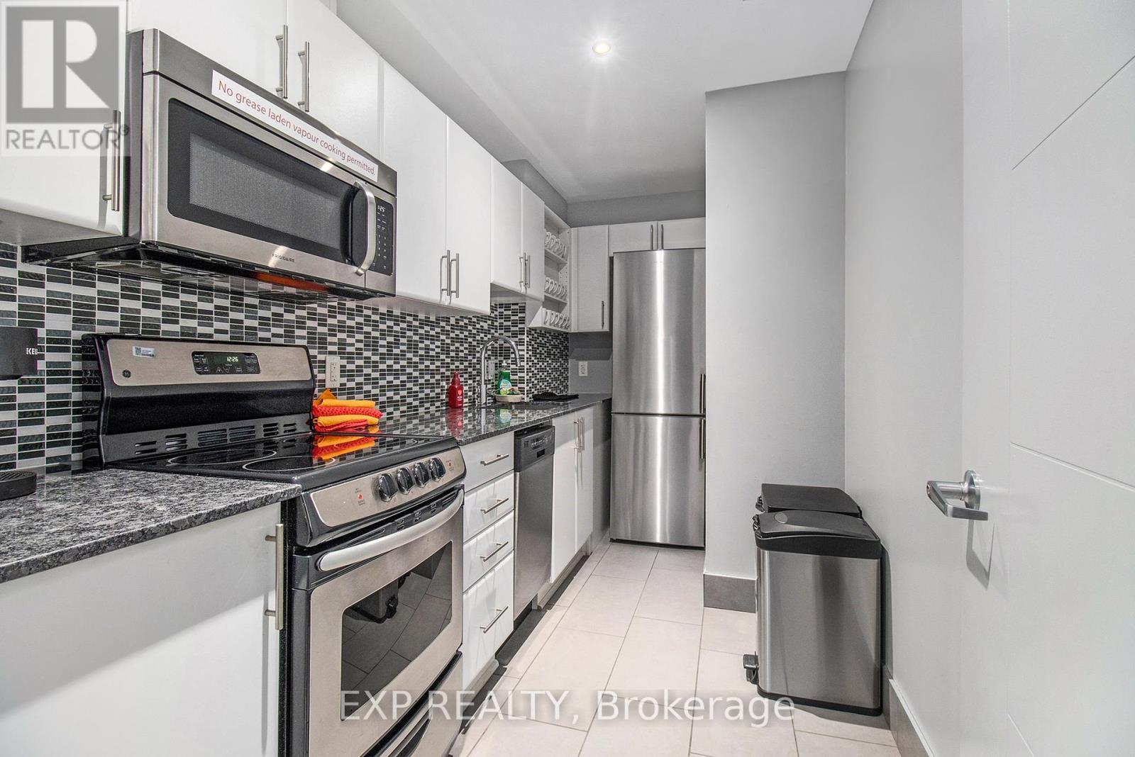 












202 - 197 LISGAR STREET

,
Ottawa,




Ontario
K2P0C3

